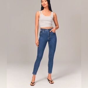 Abercrombie & Fitch Ultra high rise super skinny ankle jeans size 26/ 2 short
